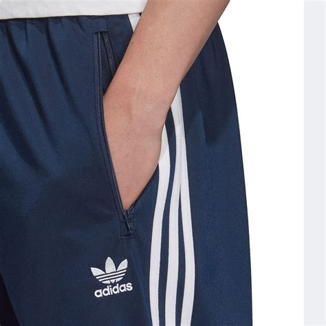 adidas Originals – Firebird – Trainingshose in Weiß 